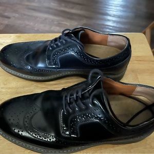 Bass -Gus 8-1/2 M - like new. Worn only a few times. Slightly creased.